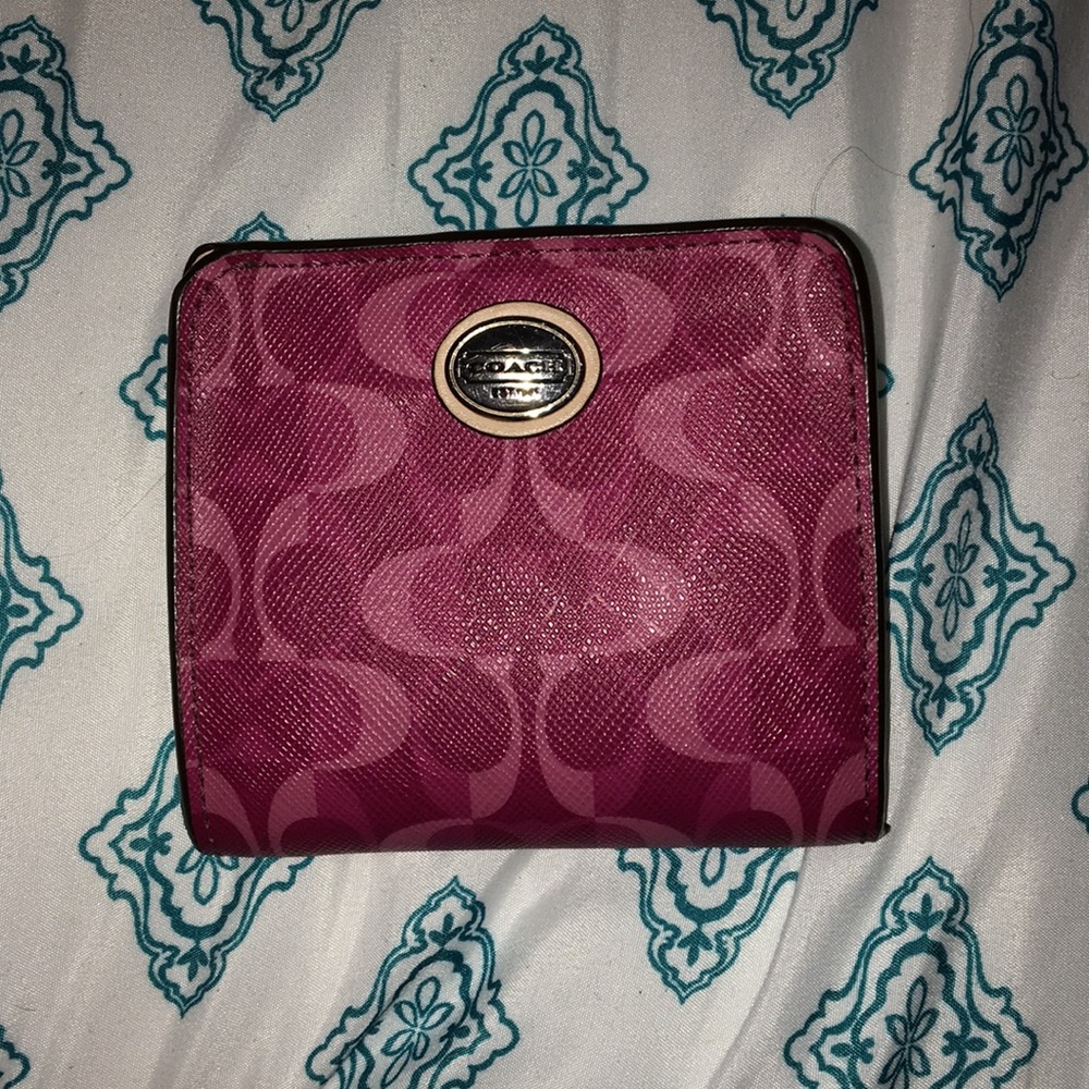 pink coach wallet